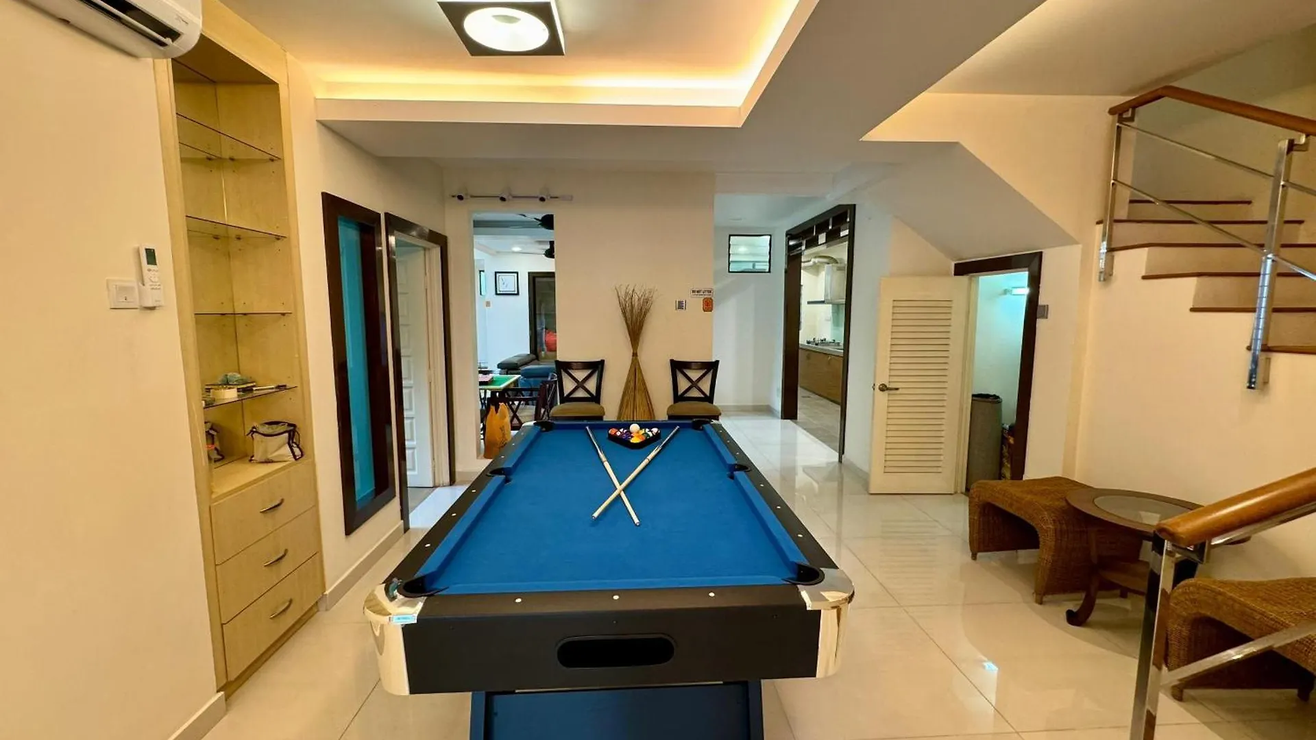 Corner New Private Pool Villa Near Sunway Up To 30 Pax Subang Jaya 0*,  Malaysia
